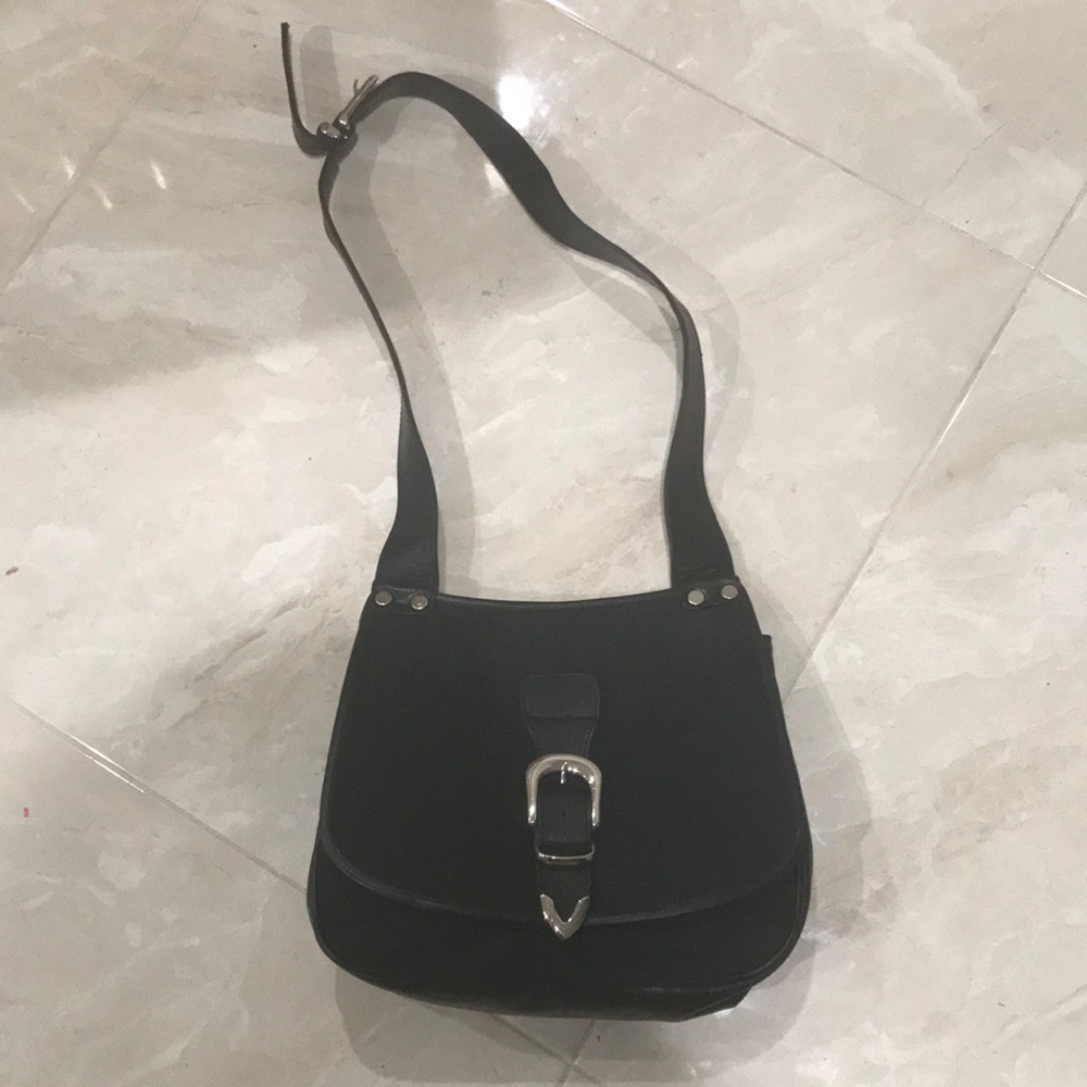 Donald J Pliner leather shoulder purse, stylish! With dust bag!